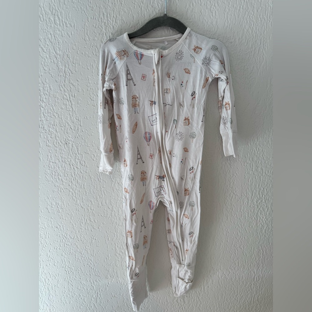 Little Ones Shop Pajama in Cream Paris Prints